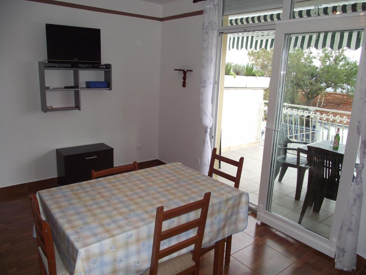 Apartments With A Parking Space Novi Vinodolski - 15823 Екстер'єр фото