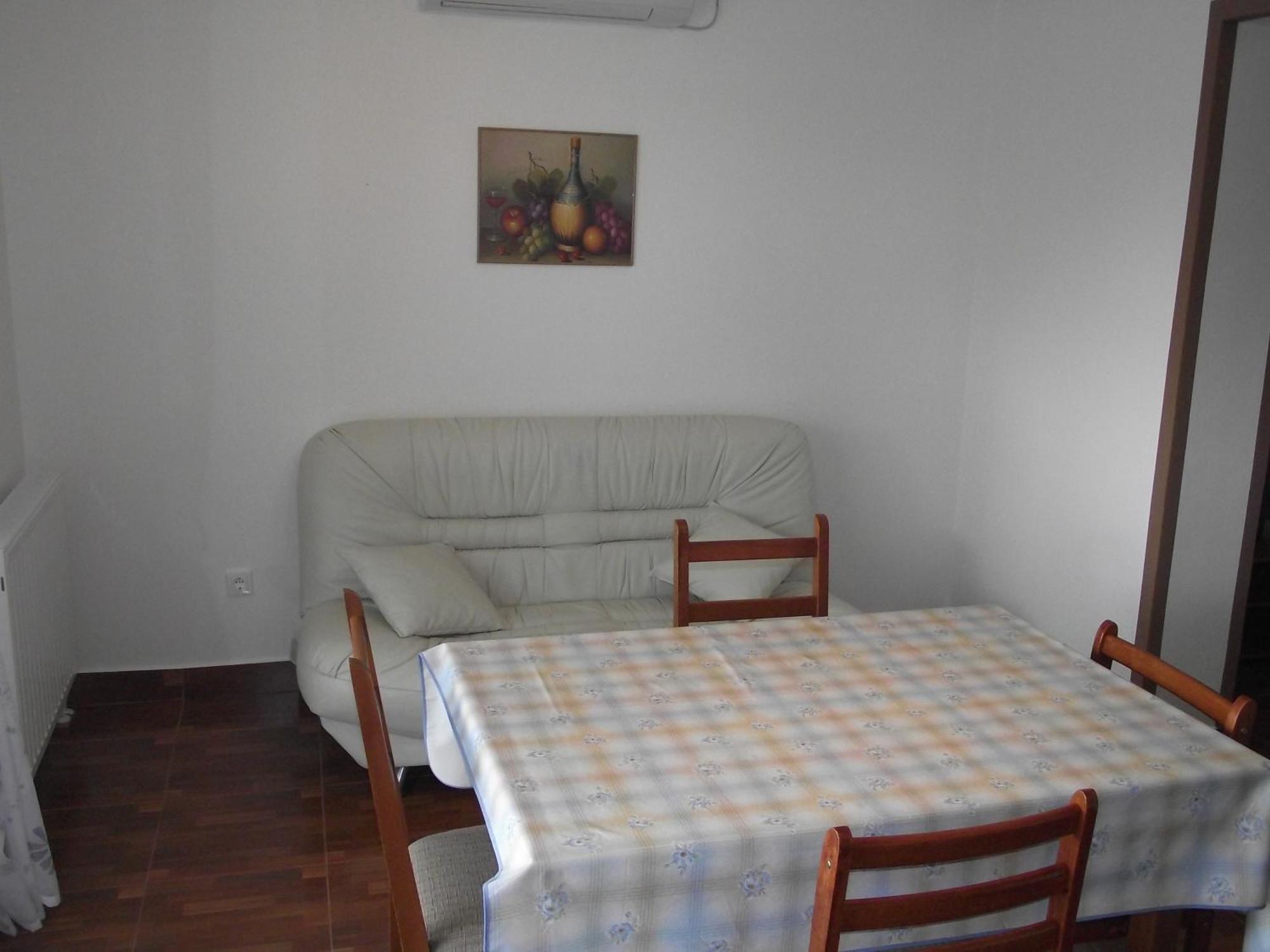 Apartments With A Parking Space Novi Vinodolski - 15823 Номер фото